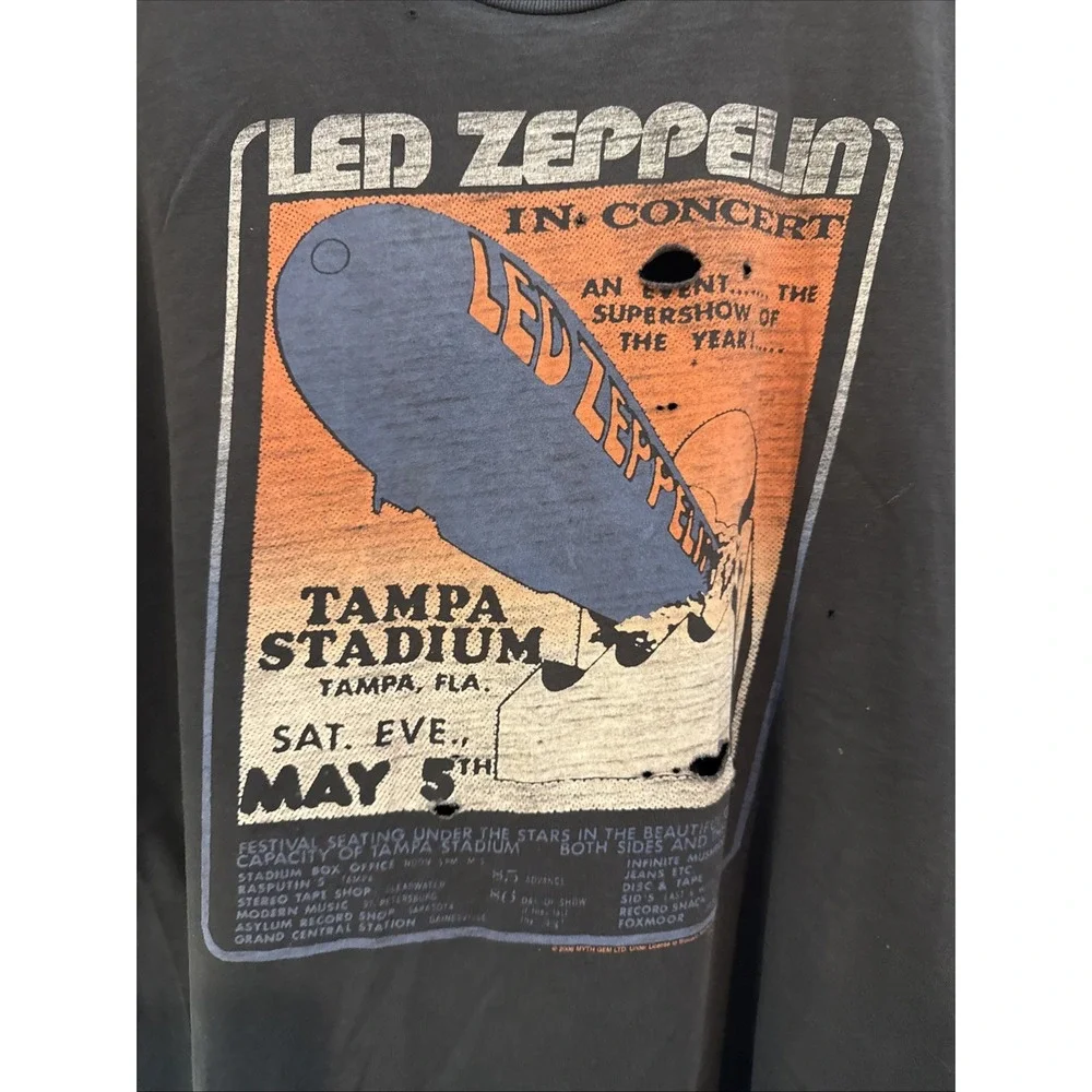 Led Zeppelin Live In Concert Tampa FL Shirt Adult XL Black Rock EUC Music Tee